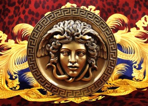 Story of the Versace Medusa Head Logo – Gevril